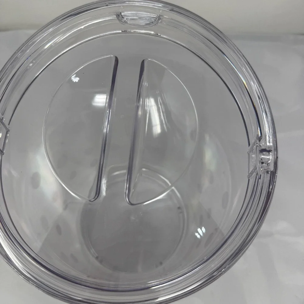 The Pampered Chef Clear Acrylic Ice Bucket with Lid and Handle Polka Dot NEW